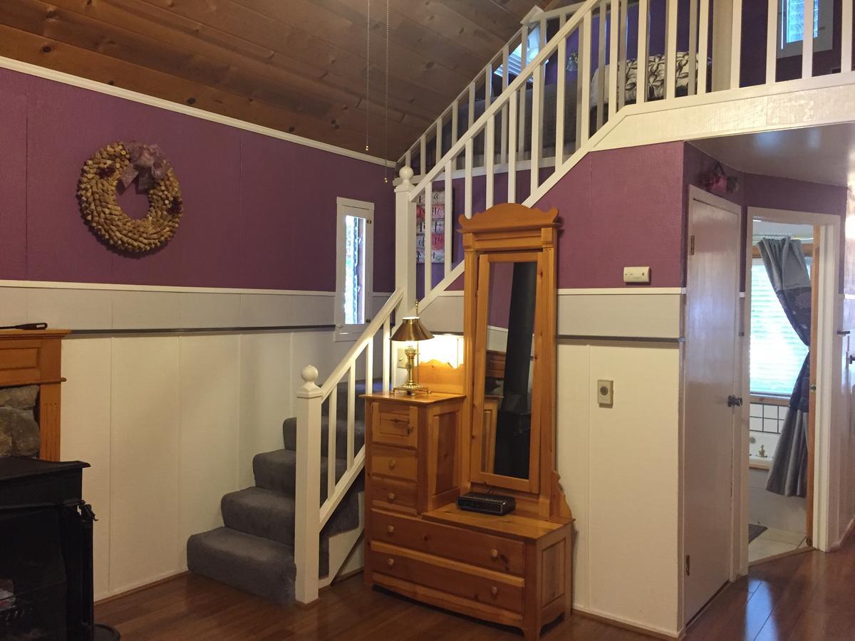 The Gables Wine Country Inn Santa Rosa Room photo